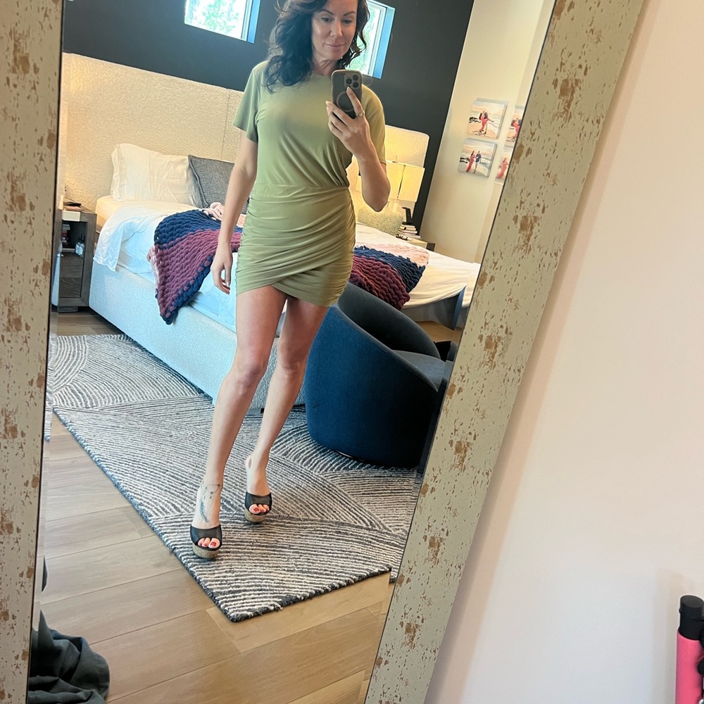 Chic Olive Green Mini Dress